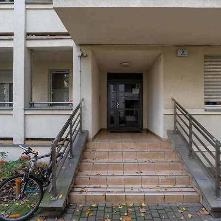 Daire Stylish For 2 With Balcony Robocza By Renters